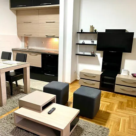 Lux Apartament *
