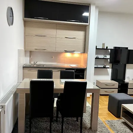 Apartament Lux *